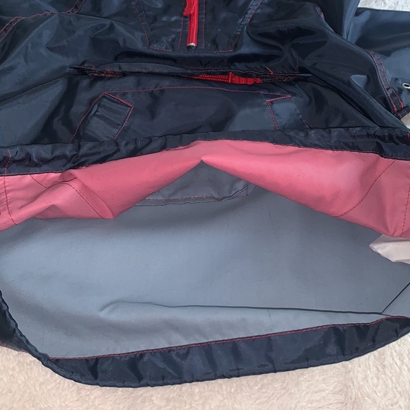 GAP Navy Blue and Red Windbreaker Jacket Hood 6/7 EUC - Picture 12 of 15